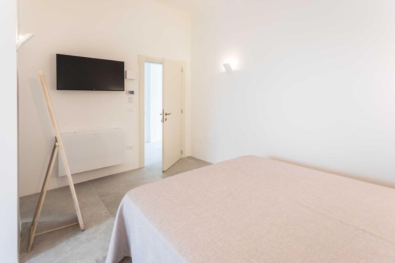 Dimora Dei Maestri-Camera Con Veranda E Bagno Privati Felline Exterior foto