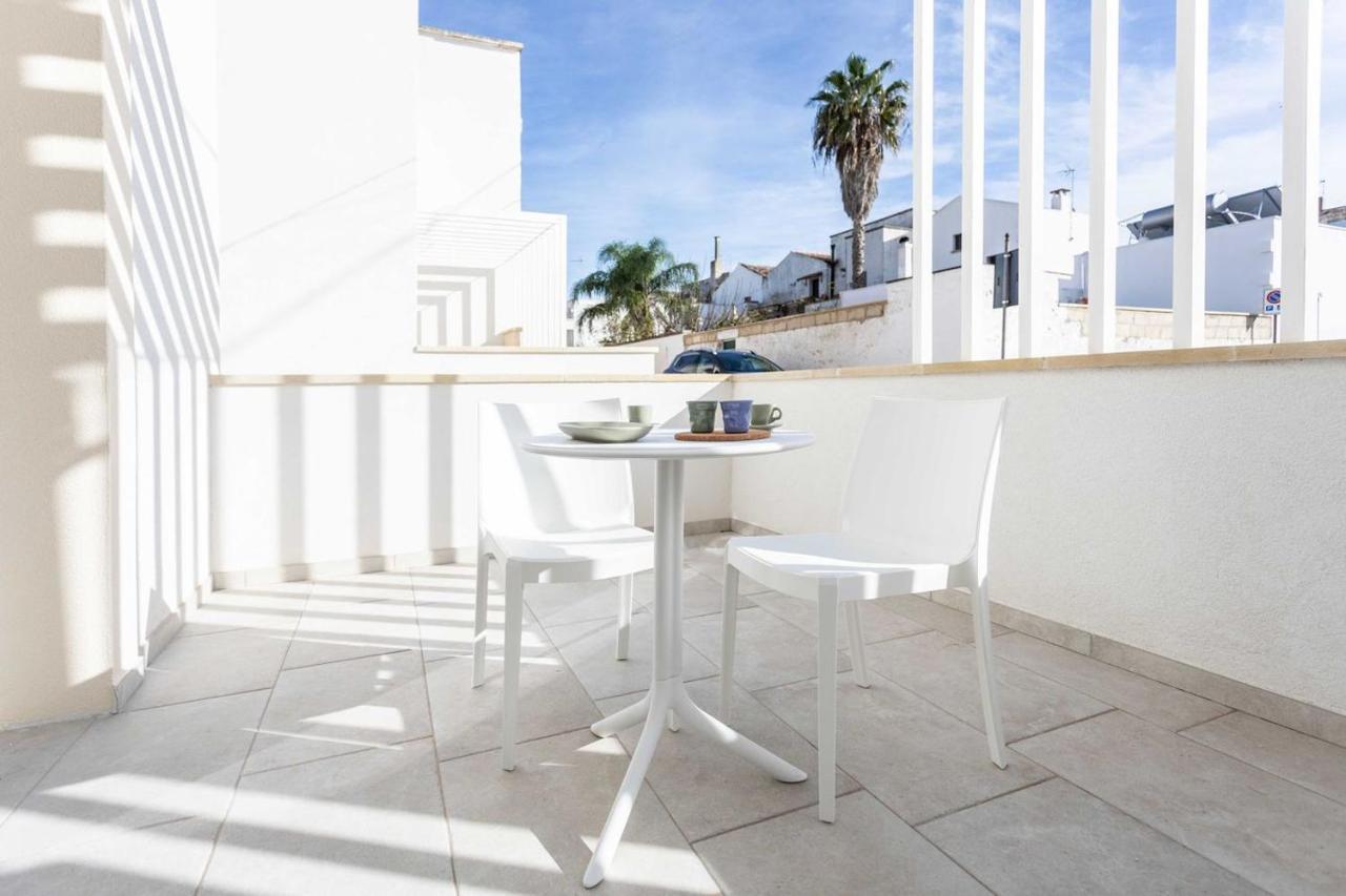 Dimora Dei Maestri-Camera Con Veranda E Bagno Privati Felline Exterior foto