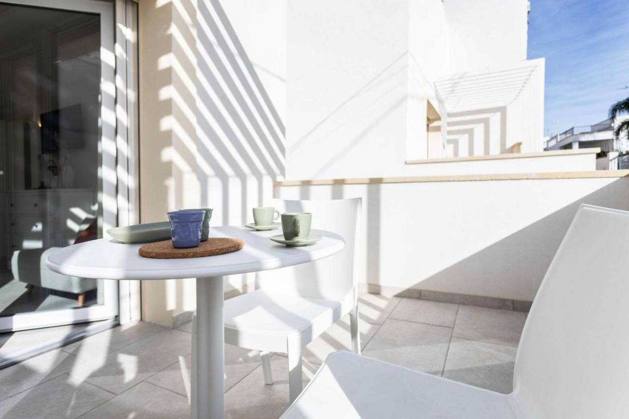 Dimora Dei Maestri-Camera Con Veranda E Bagno Privati Felline Exterior foto