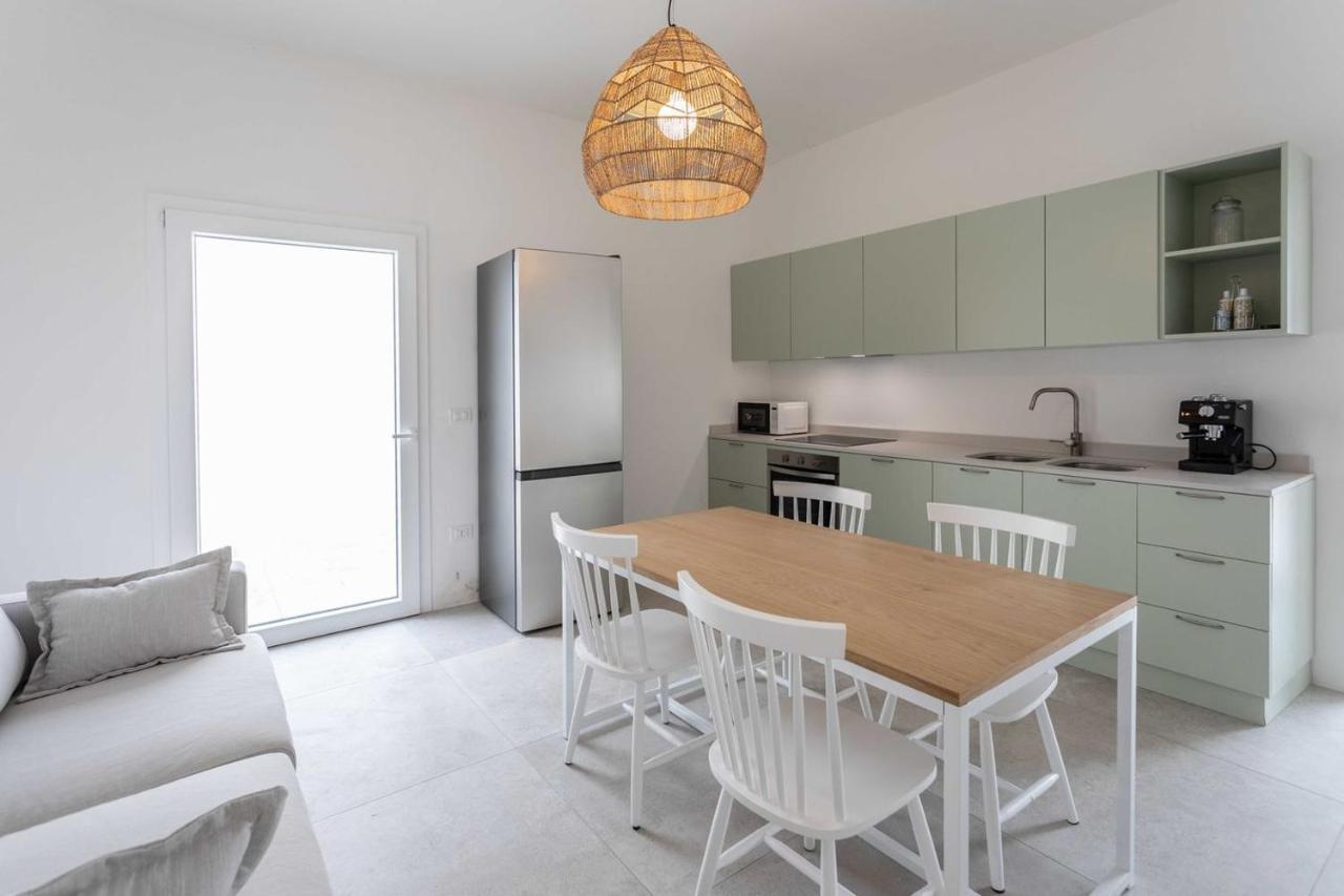 Dimora Dei Maestri-Camera Con Veranda E Bagno Privati Felline Exterior foto